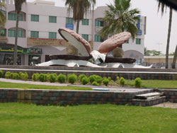 Pearl roundabout