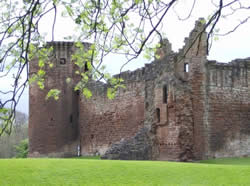 Bothwell Castle is our favorite picnic spot